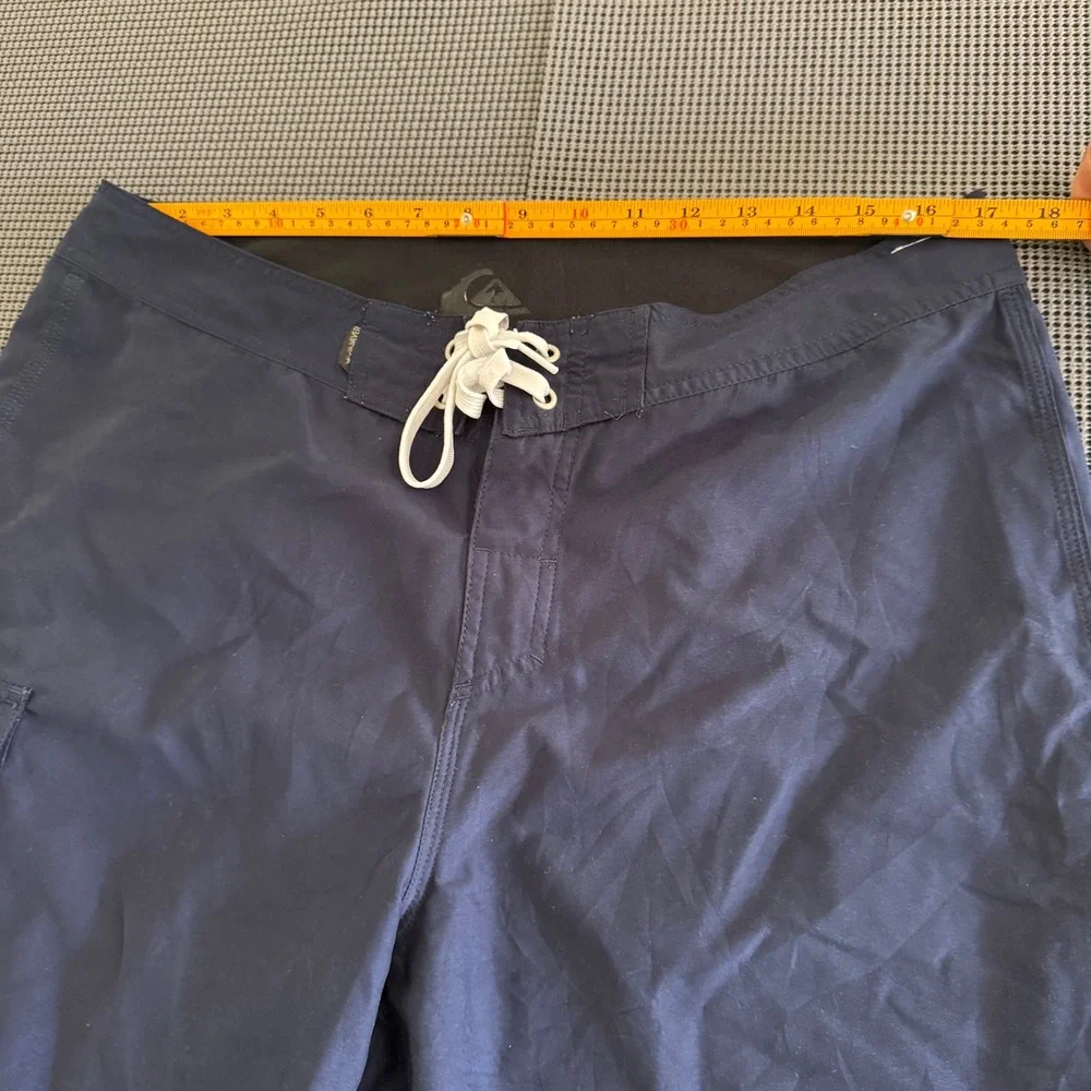 Quiksilver Mens Navy Blue Cargo Board Shorts Swim Trunks Size 36 BYJ0